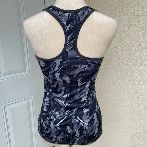 SKECHERS. Performance Activewear. Work Out Top. Size S. - Picture 3 of 9